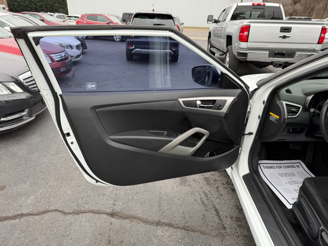 Hyundai Veloster  2013