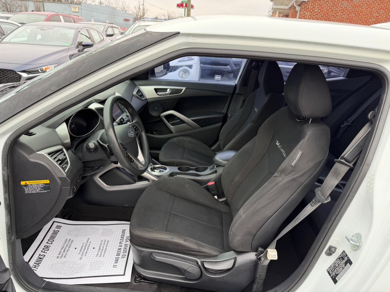 Hyundai Veloster  2013