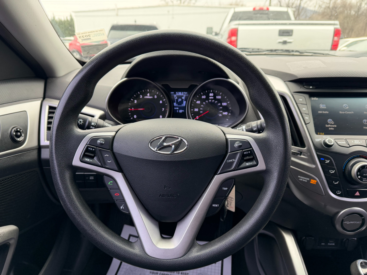 Hyundai Veloster  2013