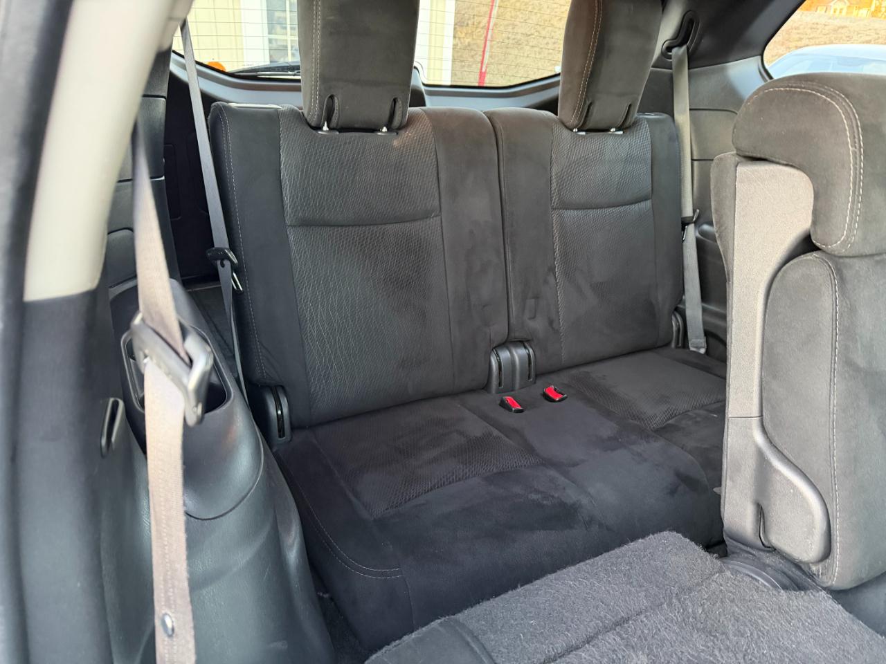 Nissan Pathfinder SV 4WD 2016