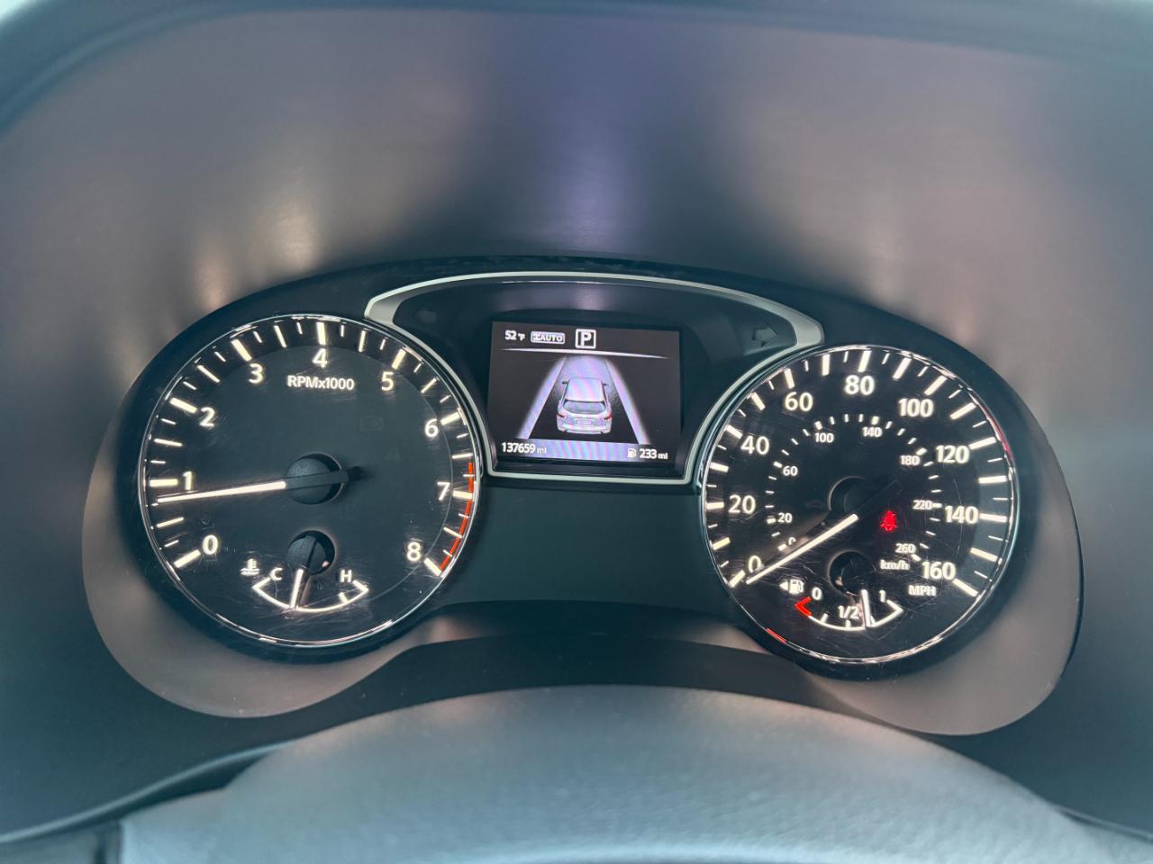 Nissan Pathfinder SV 4WD 2016