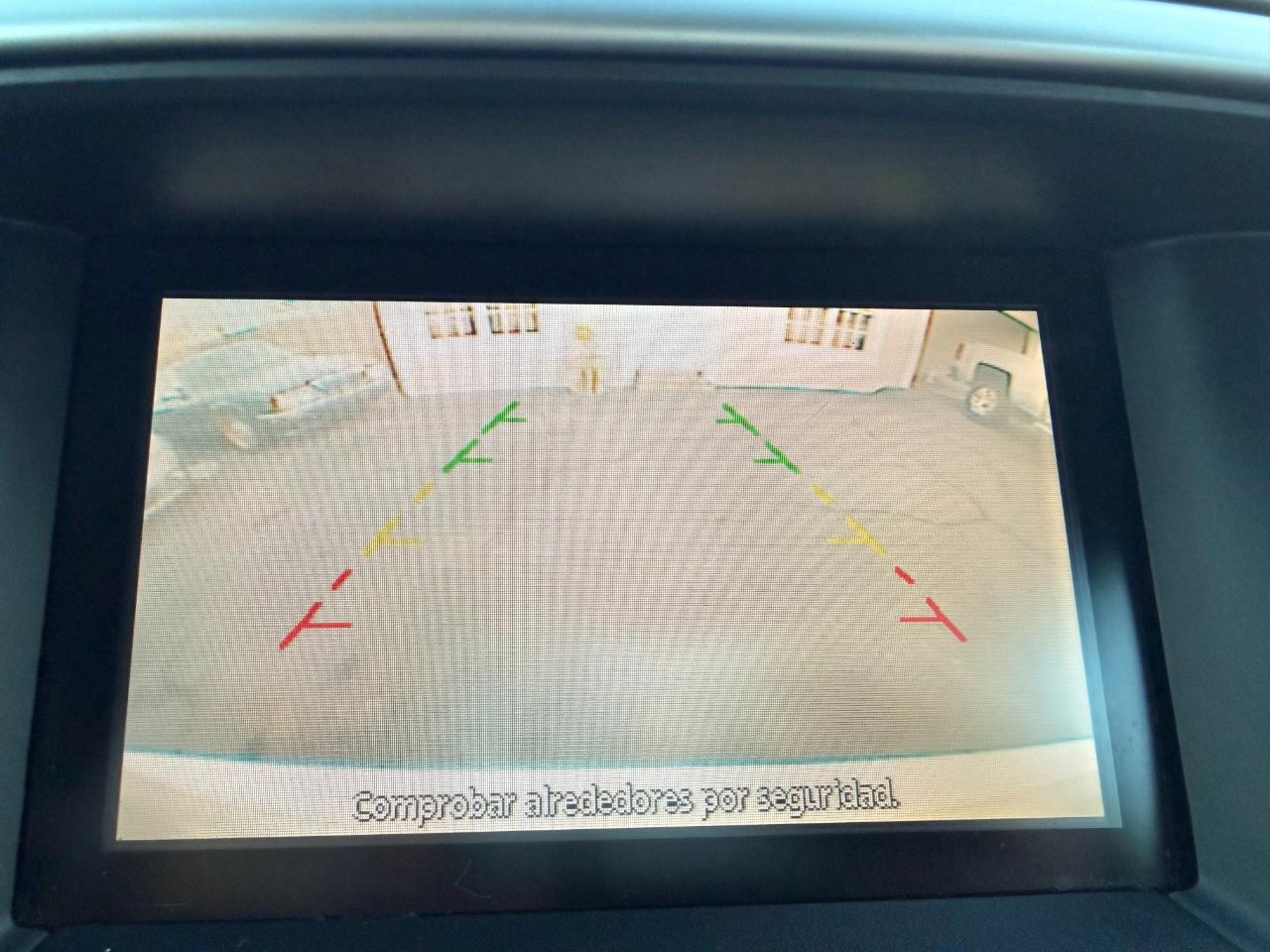 Nissan Pathfinder SV 4WD 2016