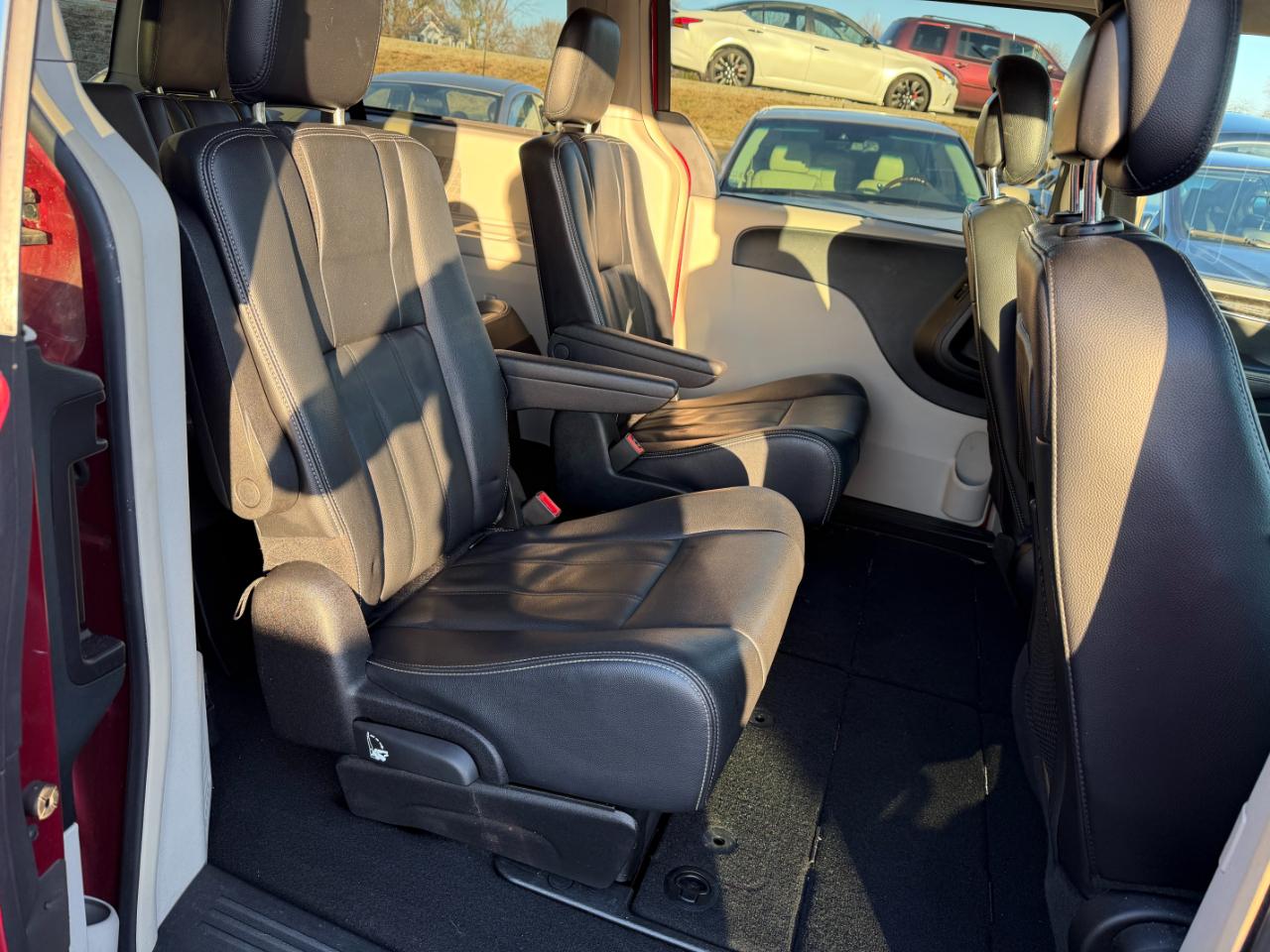 Chrysler Town & Country Touring 2014