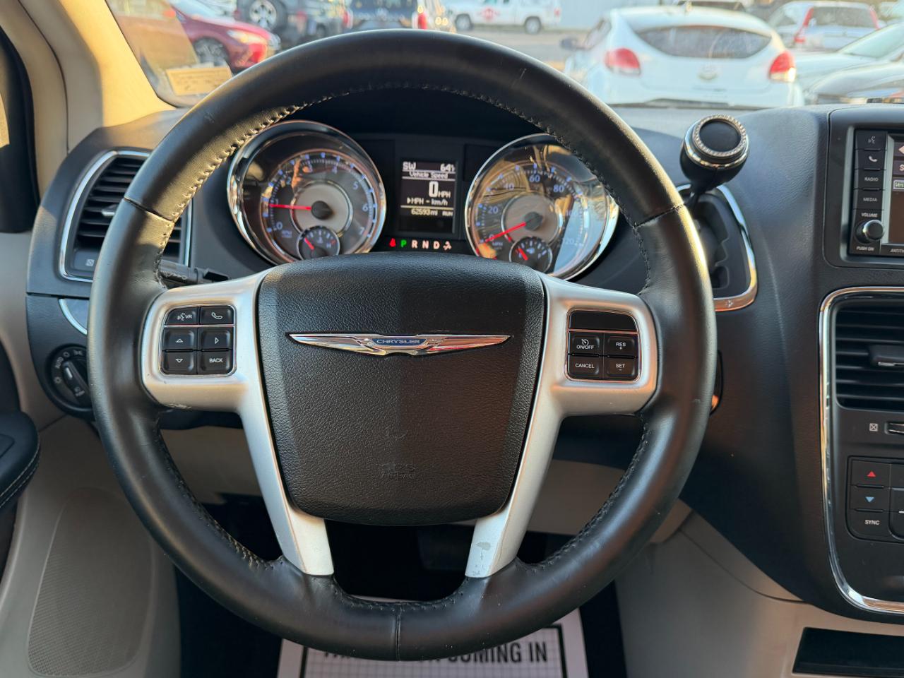 Chrysler Town & Country Touring 2014