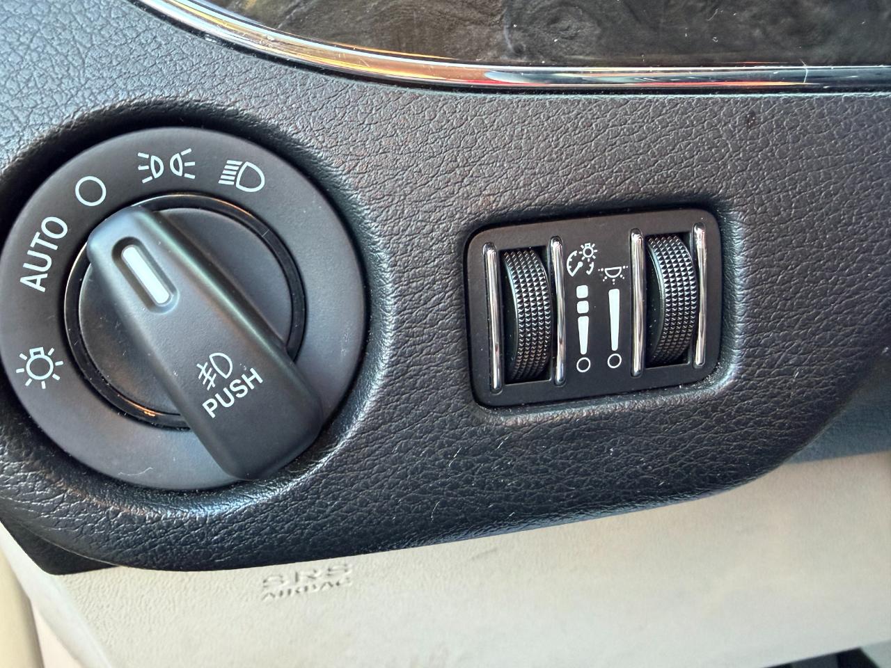 Chrysler Town & Country Touring 2014