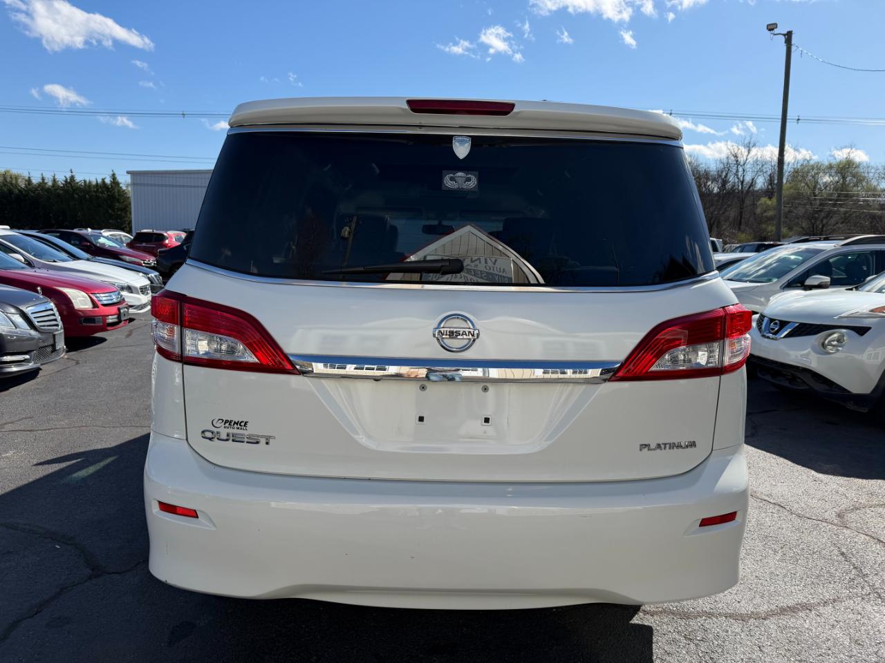 Nissan Quest Platinum 2015