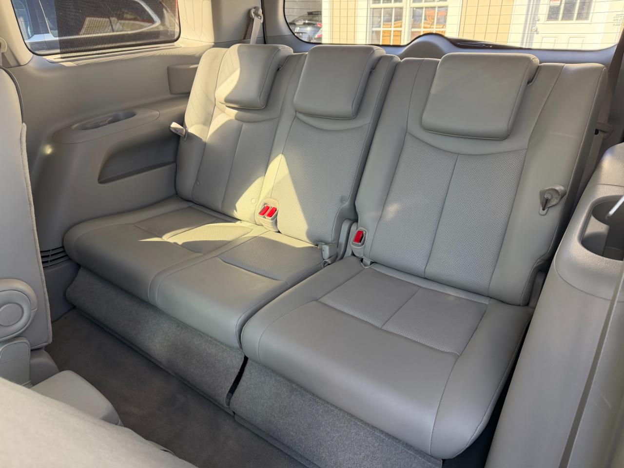 Nissan Quest Platinum 2015