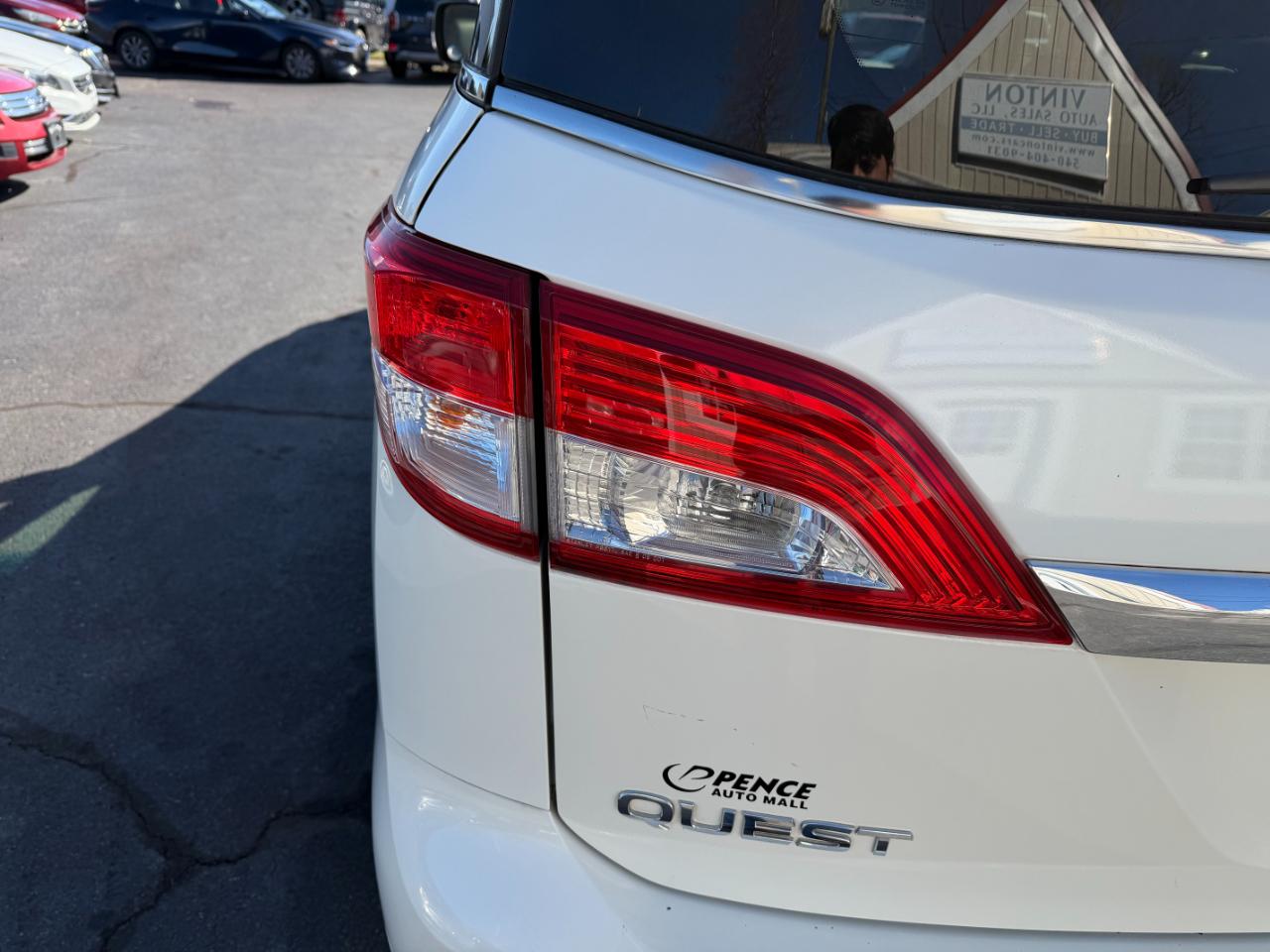 Nissan Quest Platinum 2015