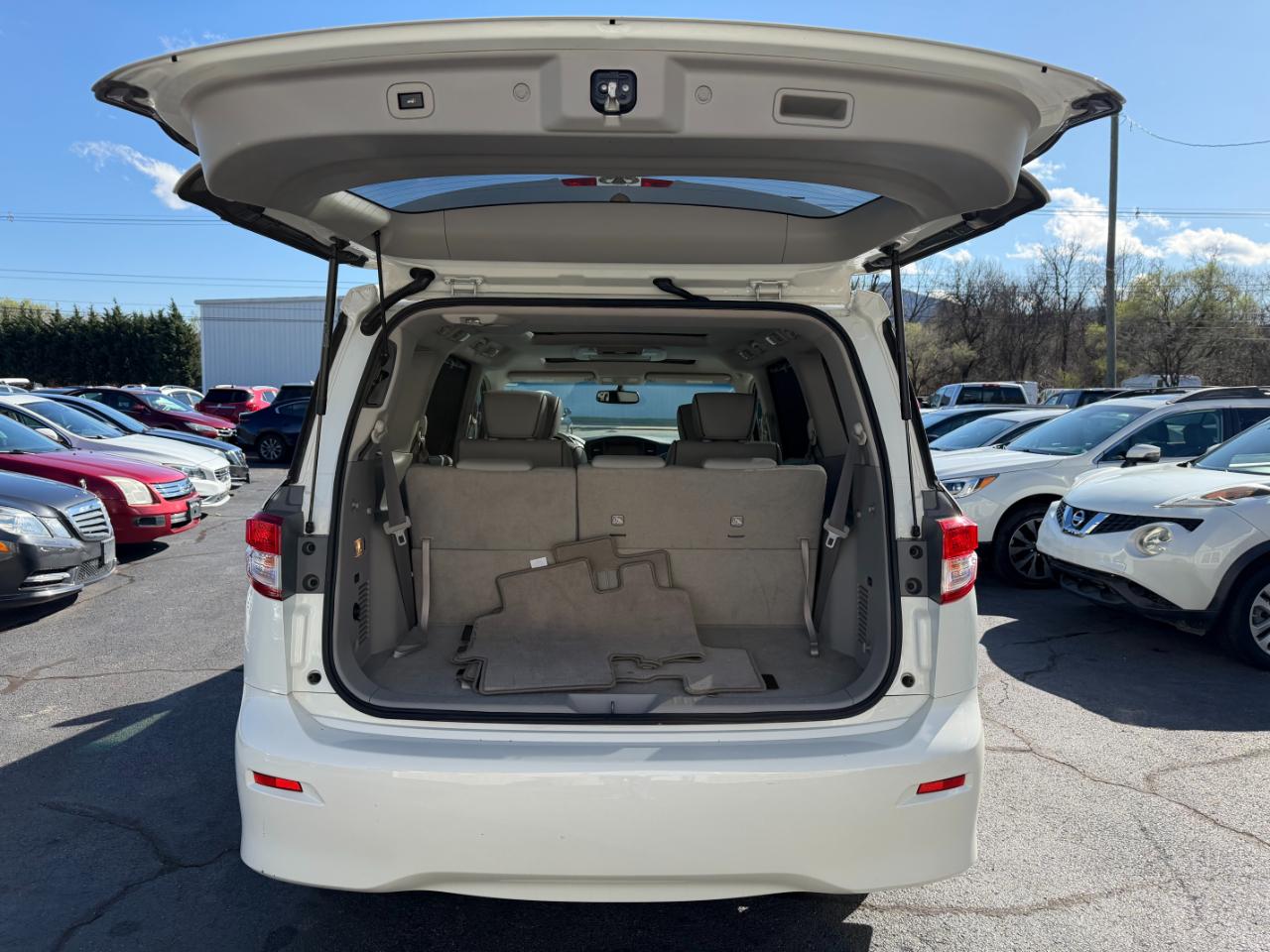 Nissan Quest Platinum 2015