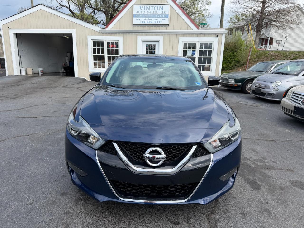 Nissan Maxima 3.5 SV 2018