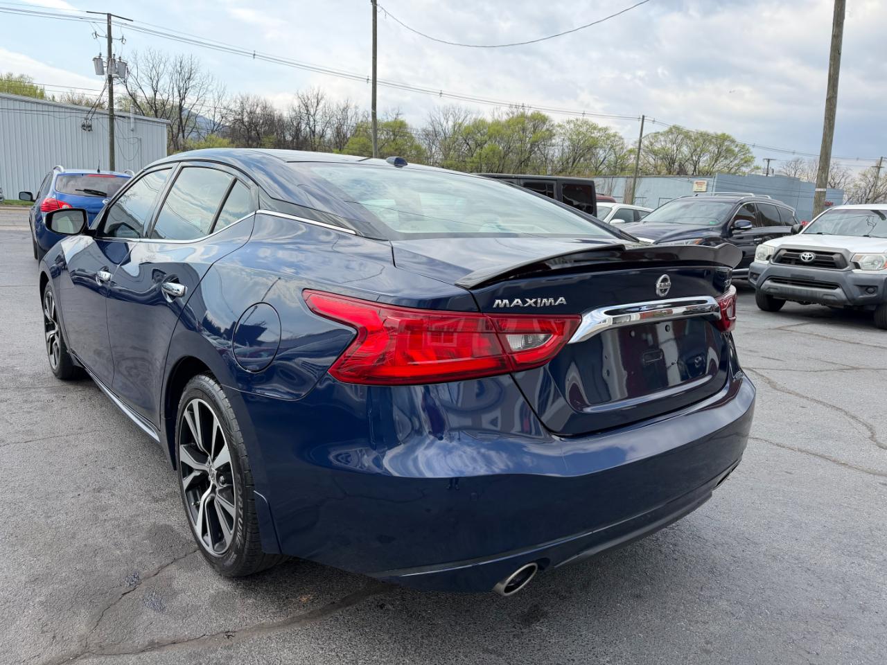 Nissan Maxima 3.5 SV 2018