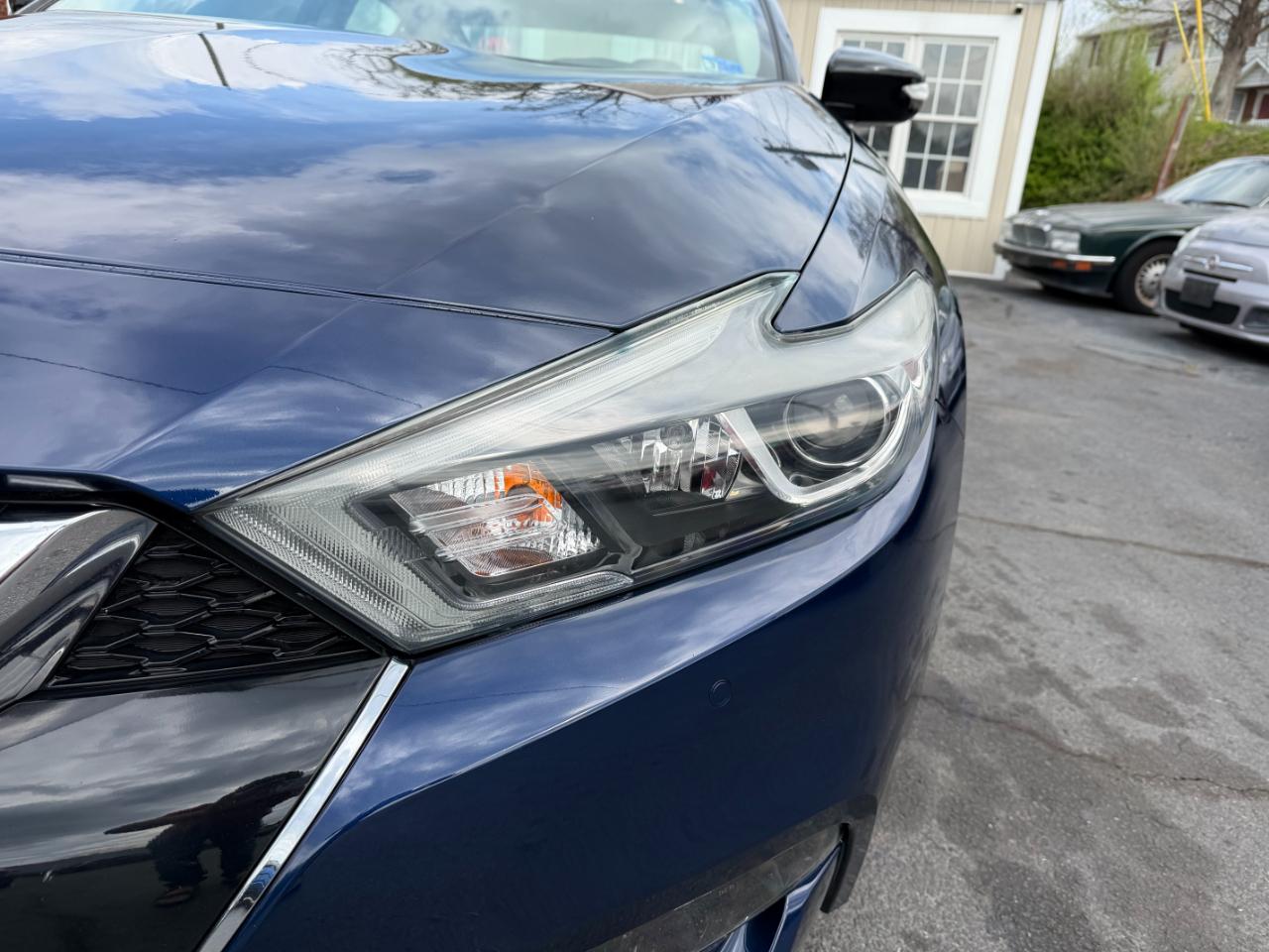 Nissan Maxima 3.5 SV 2018