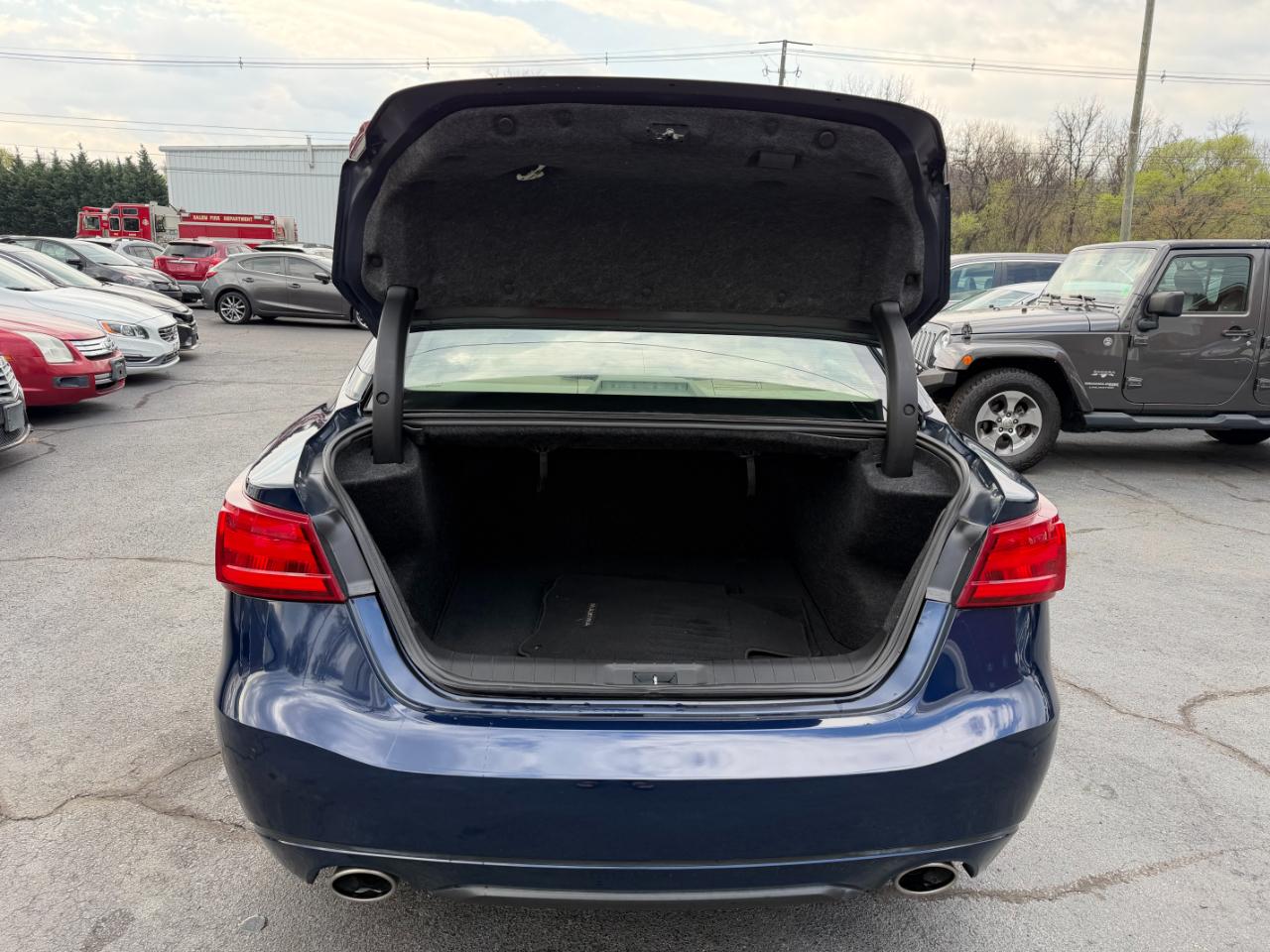 Nissan Maxima 3.5 SV 2018