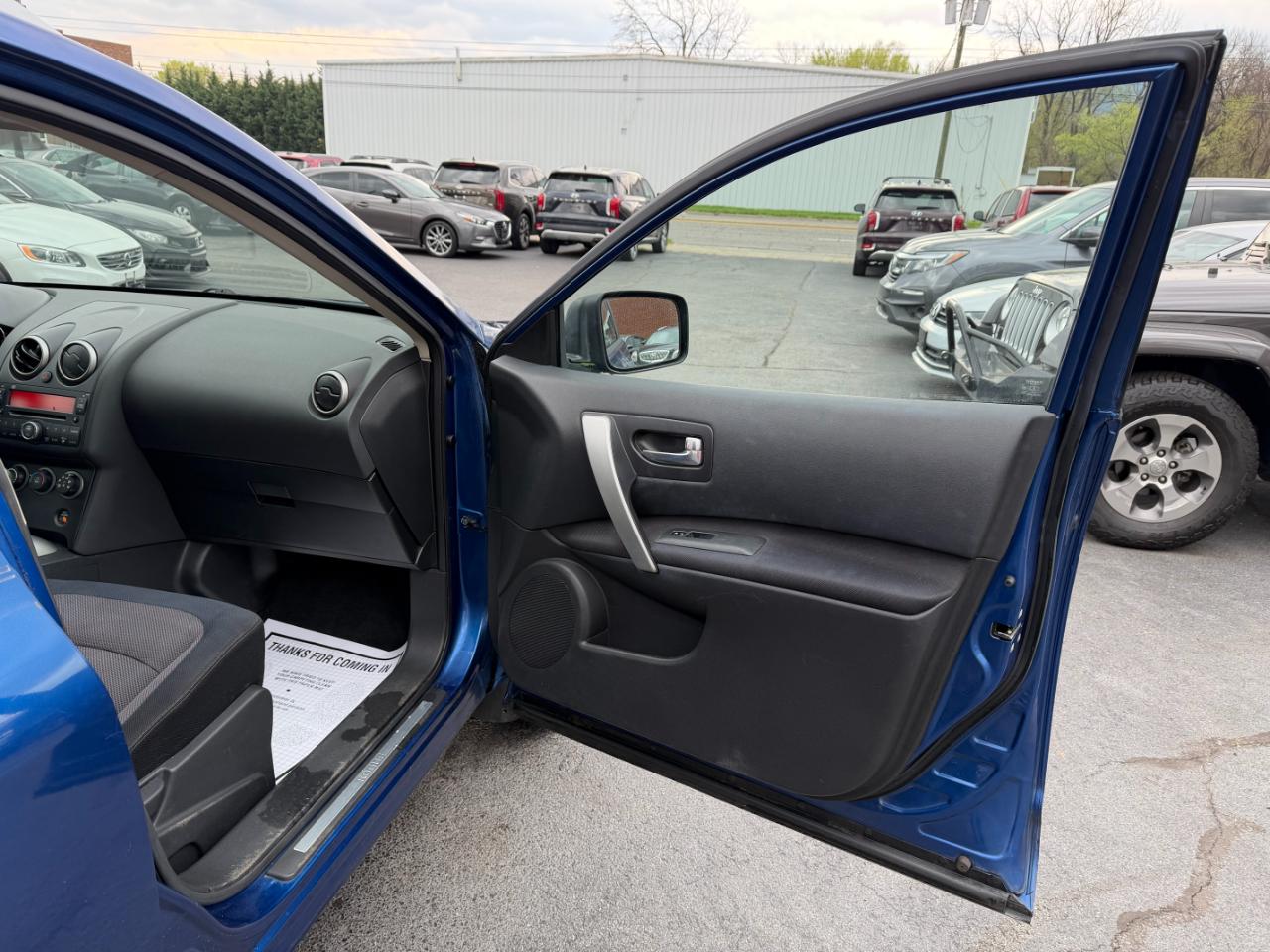 Nissan Rogue SL AWD 2009