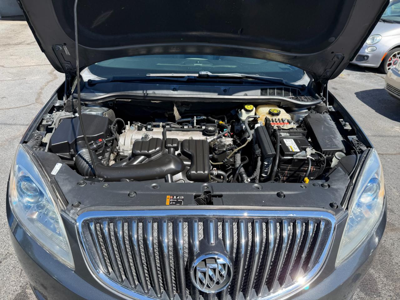 Buick Verano Base 2012