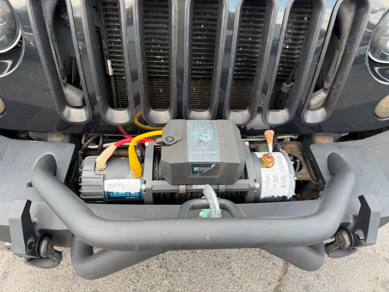 Jeep Wrangler Unlimited Sport 4WD 2012