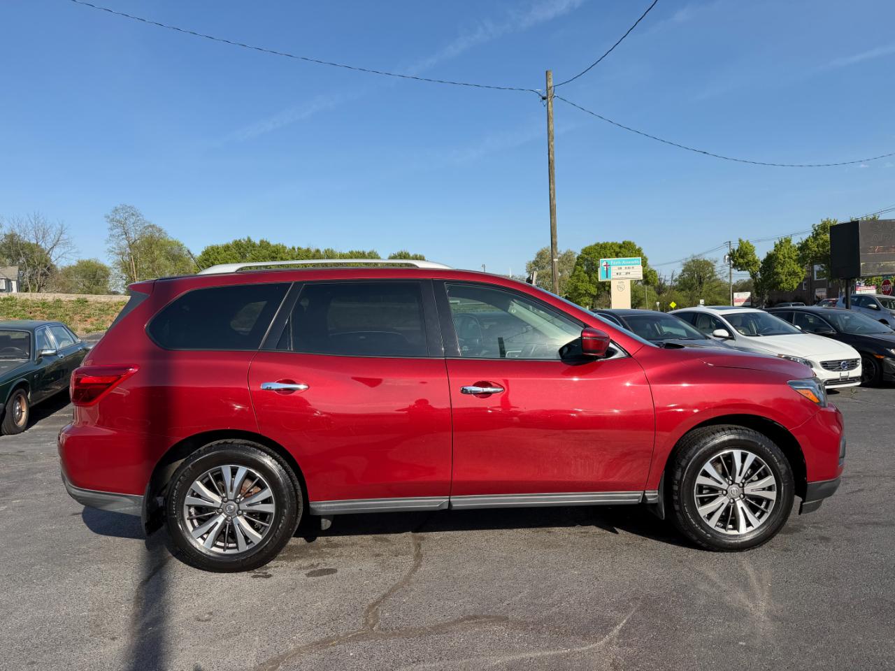 Nissan Pathfinder S 2017