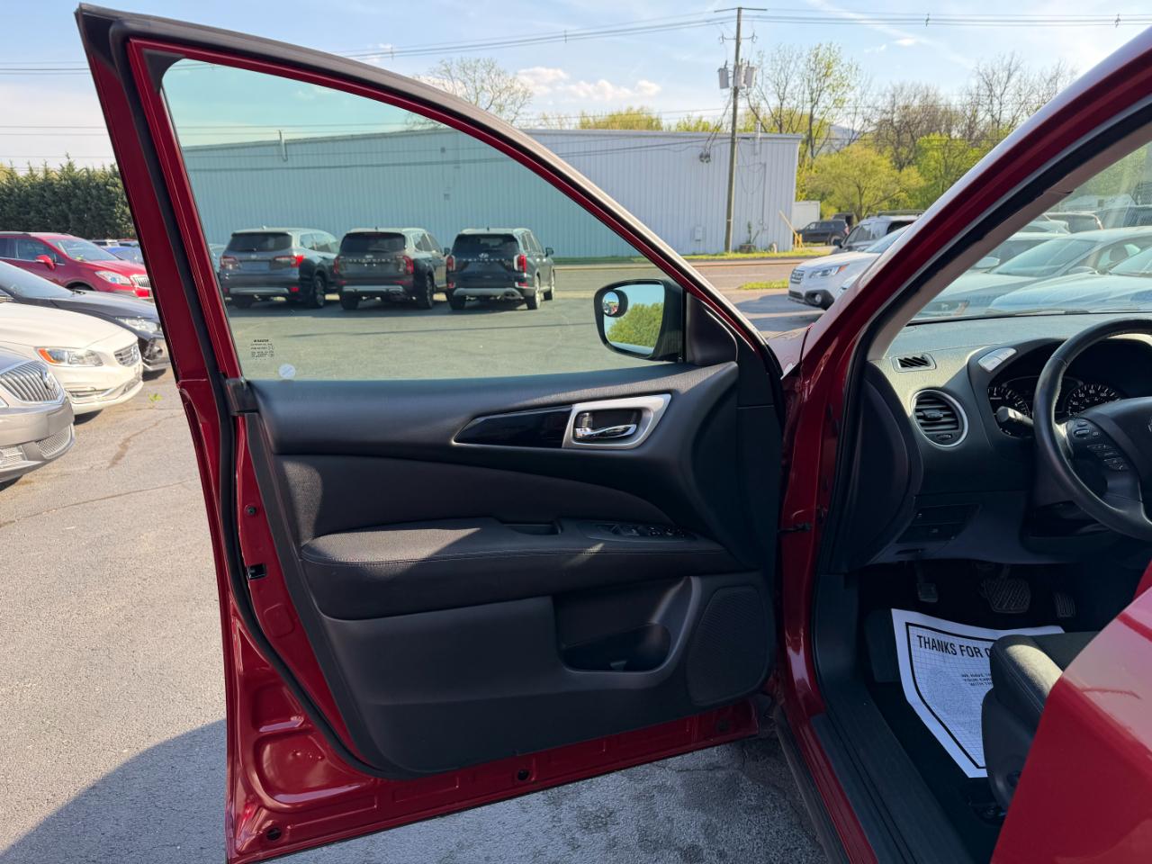 Nissan Pathfinder S 2017