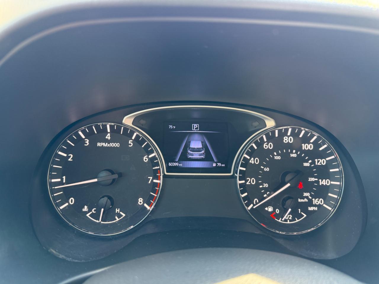 Nissan Pathfinder S 2017