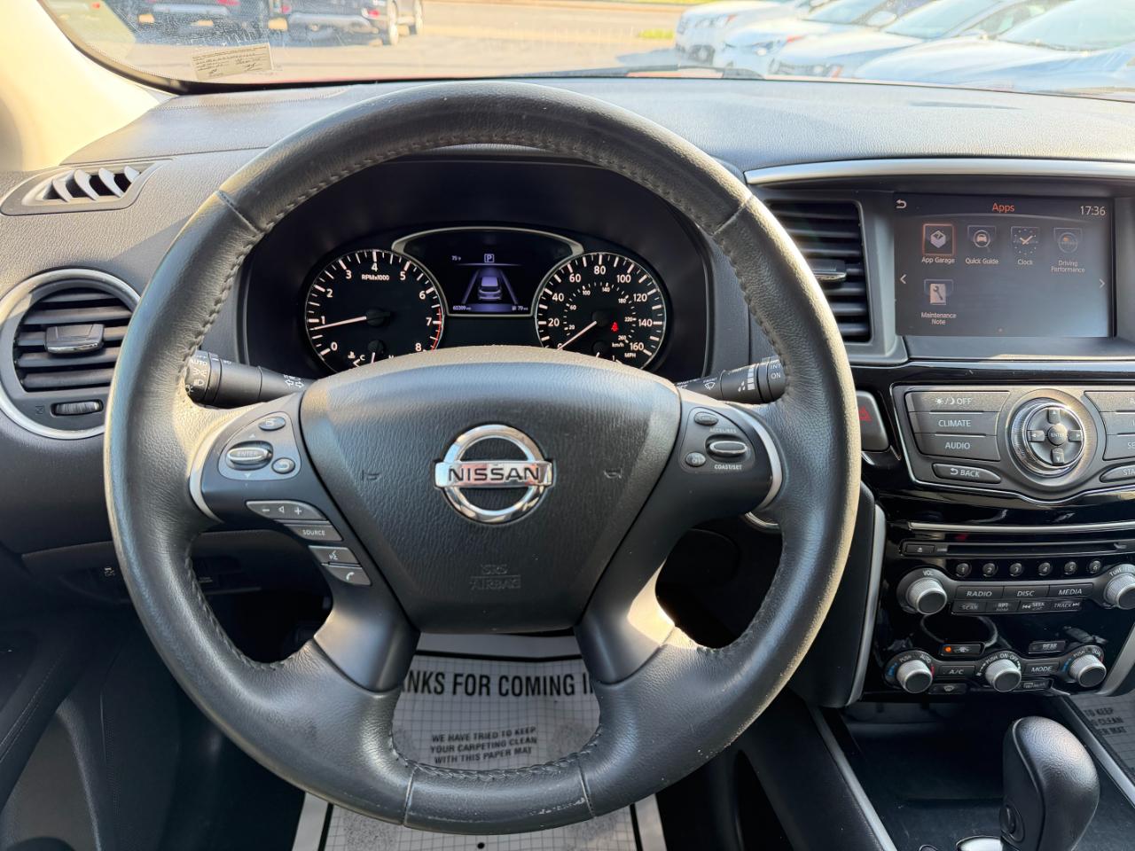 Nissan Pathfinder S 2017