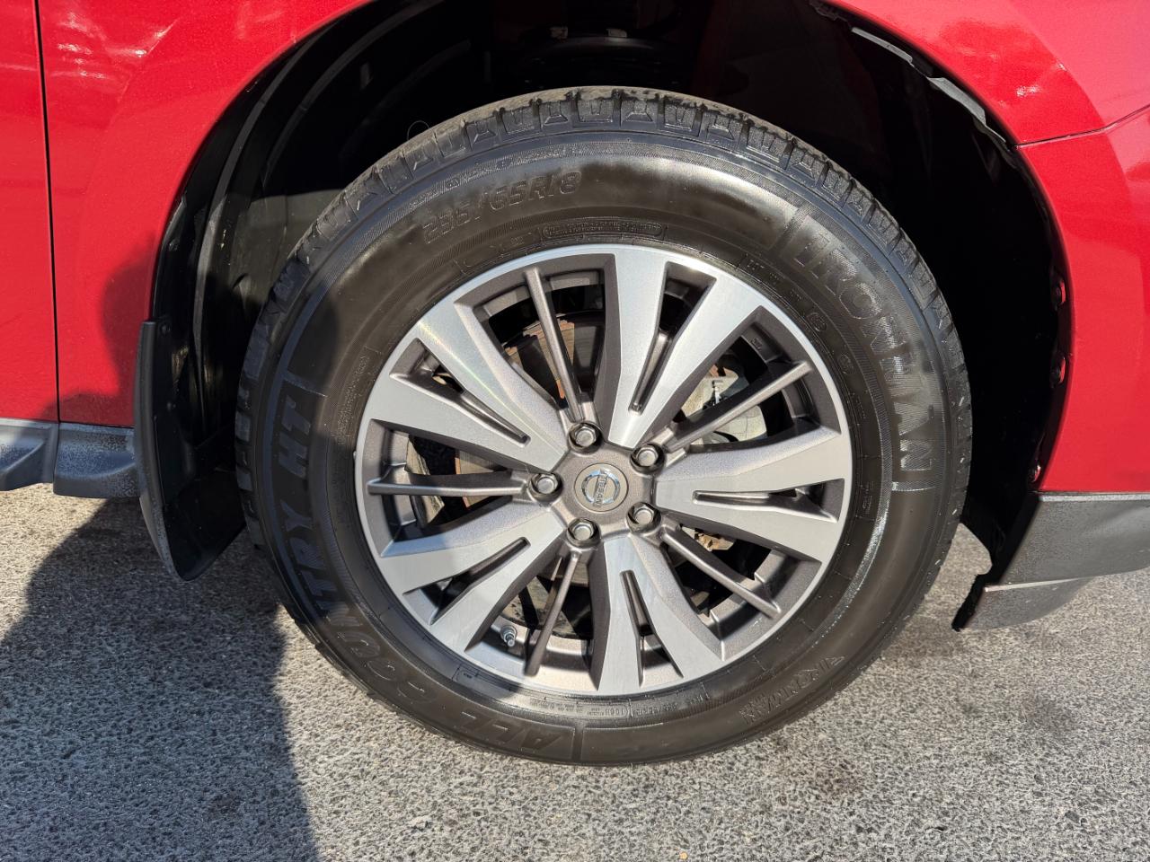 Nissan Pathfinder S 2017