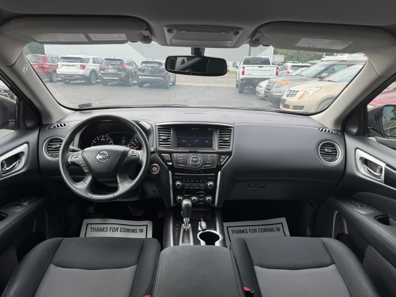 Nissan Pathfinder S 2017