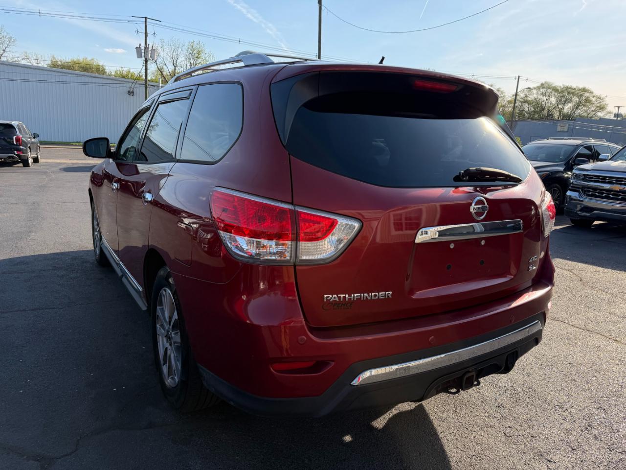 Nissan Pathfinder SL 4WD 2013