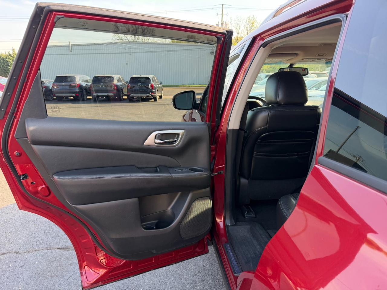 Nissan Pathfinder SL 4WD 2013