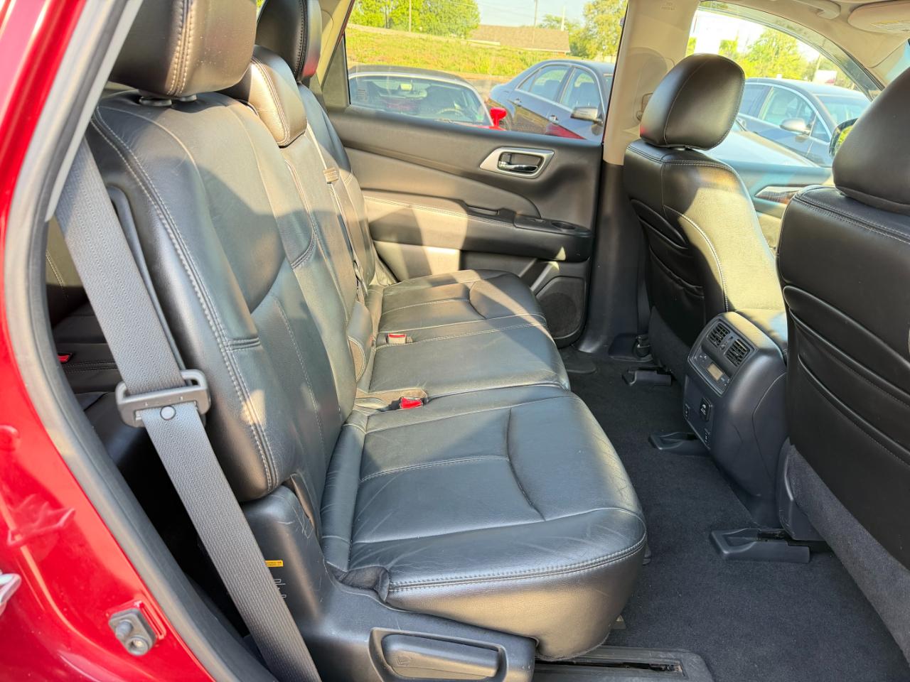 Nissan Pathfinder SL 4WD 2013