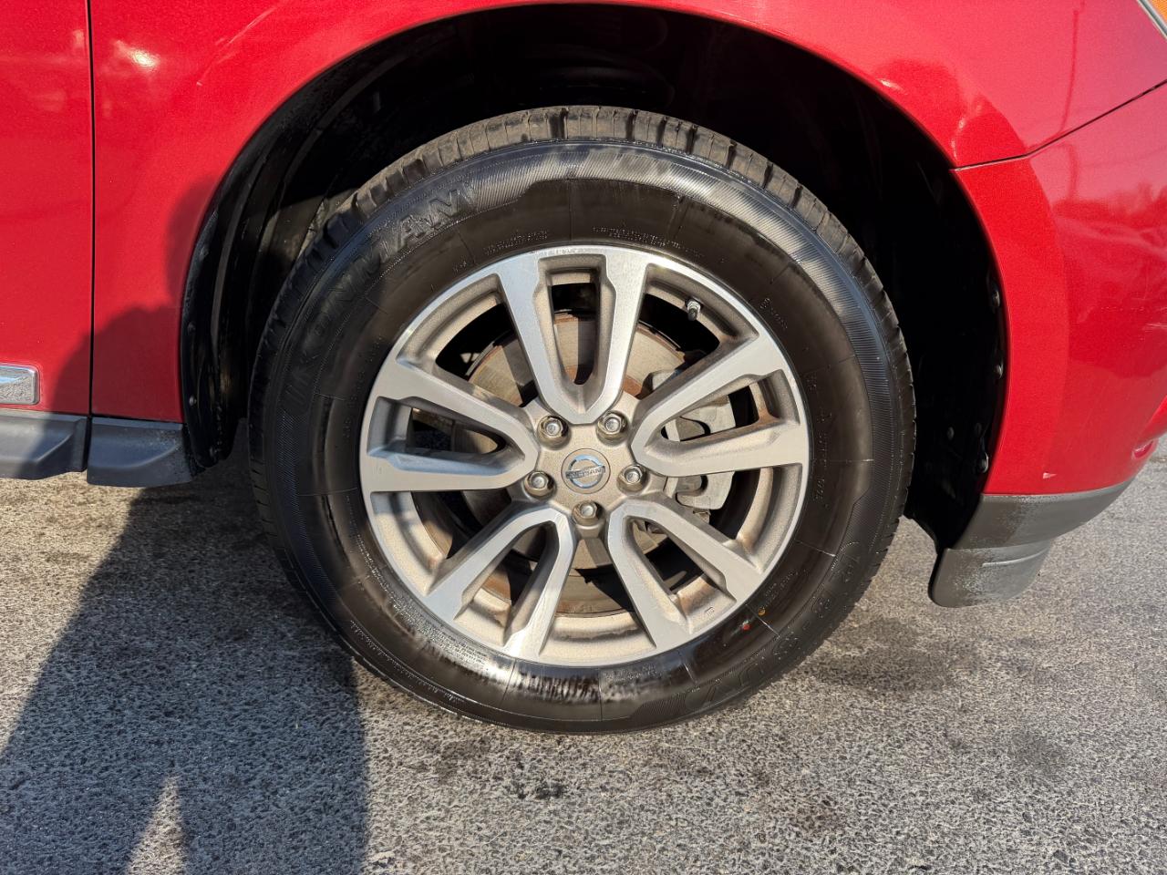 Nissan Pathfinder SL 4WD 2013