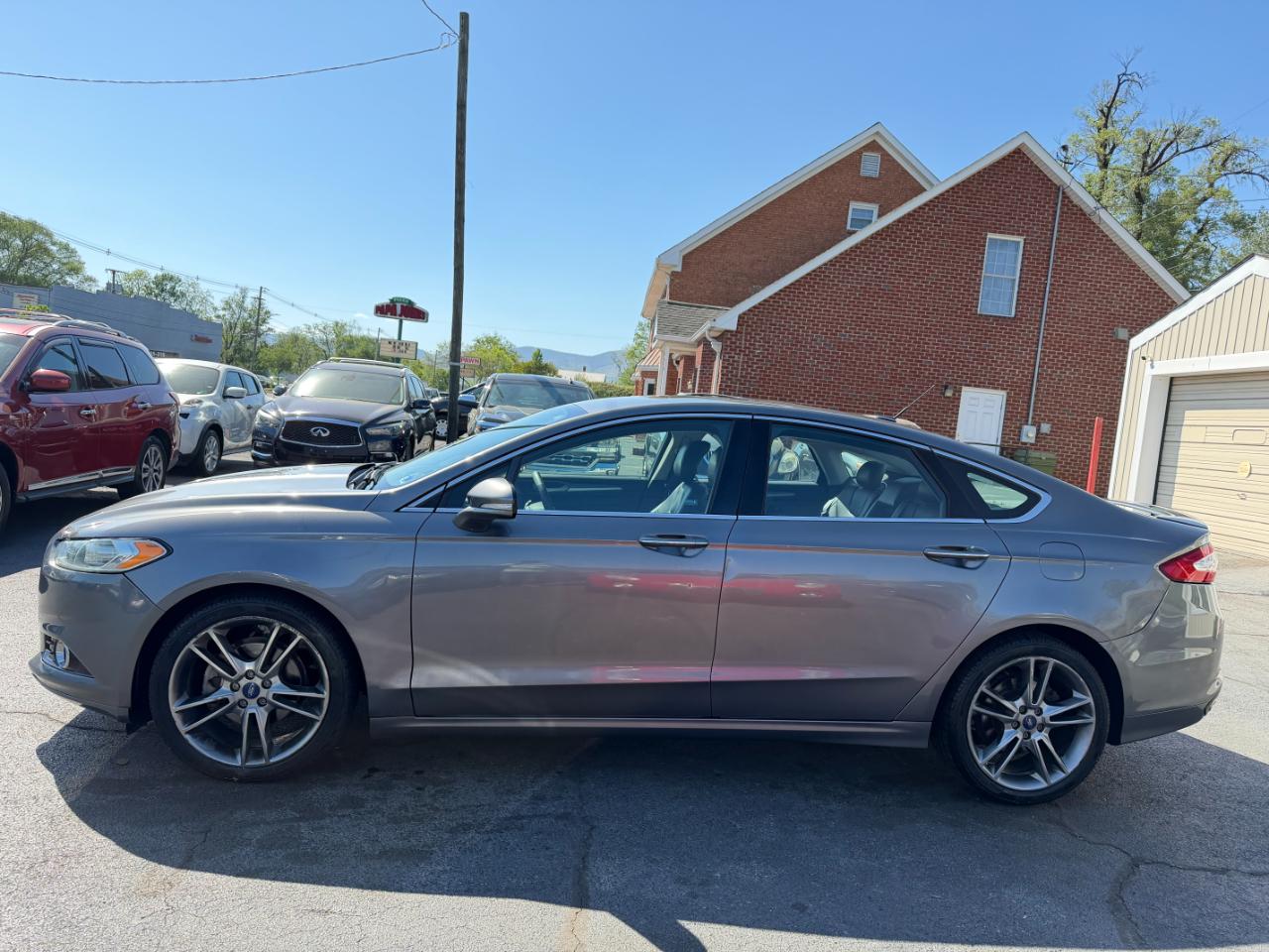 Ford Fusion Titanium AWD 2013
