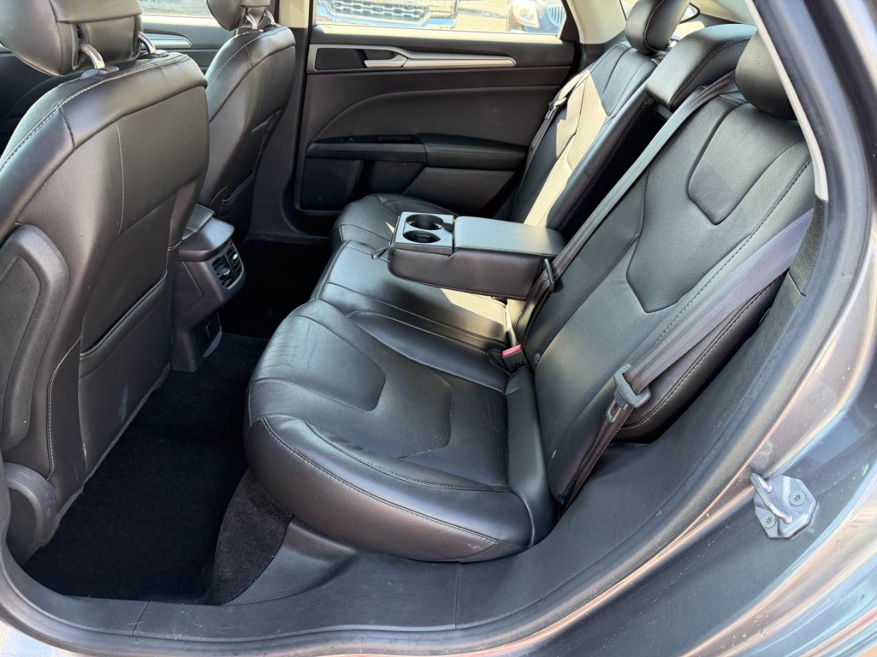 Ford Fusion Titanium AWD 2013