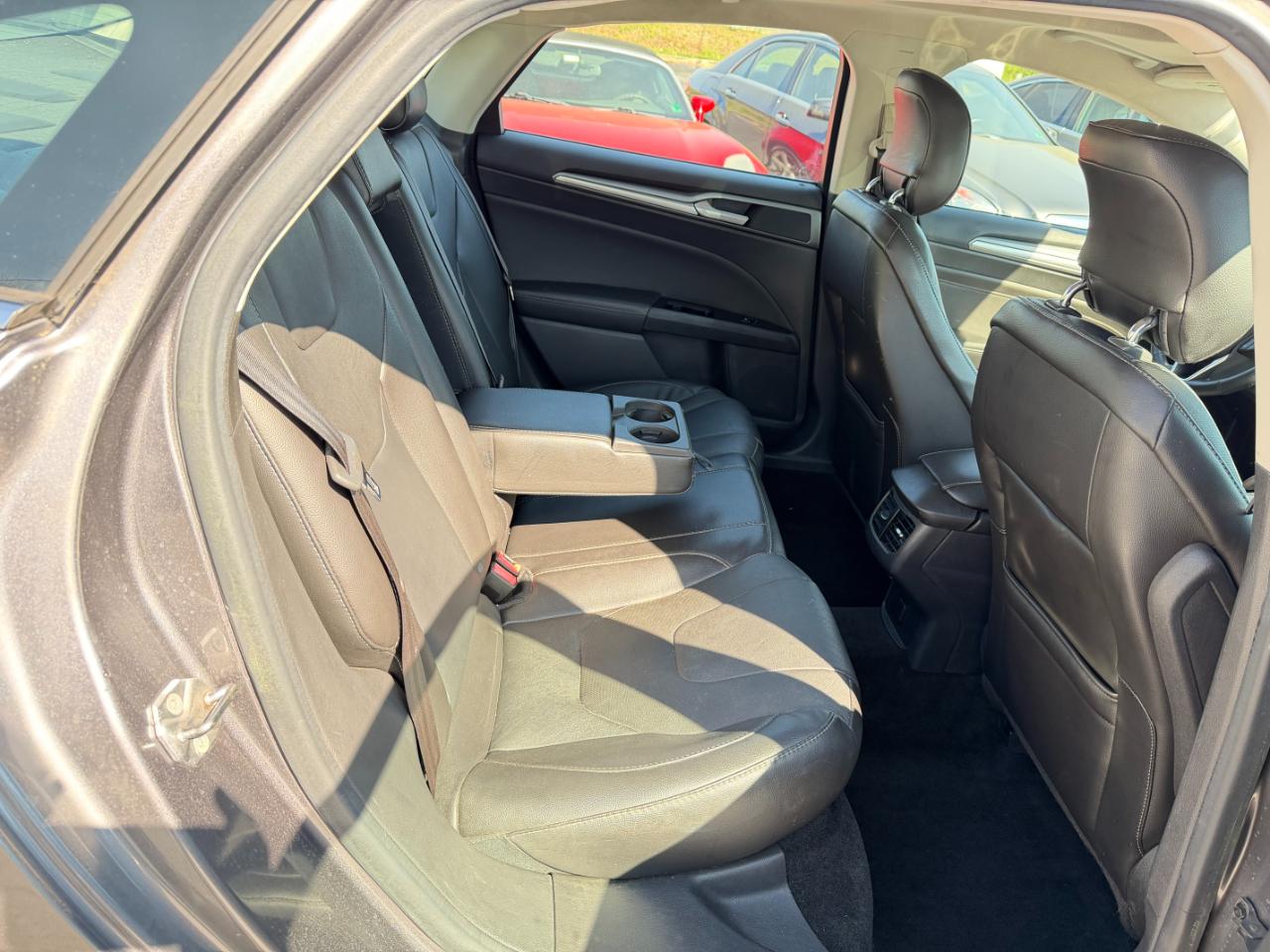 Ford Fusion Titanium AWD 2013