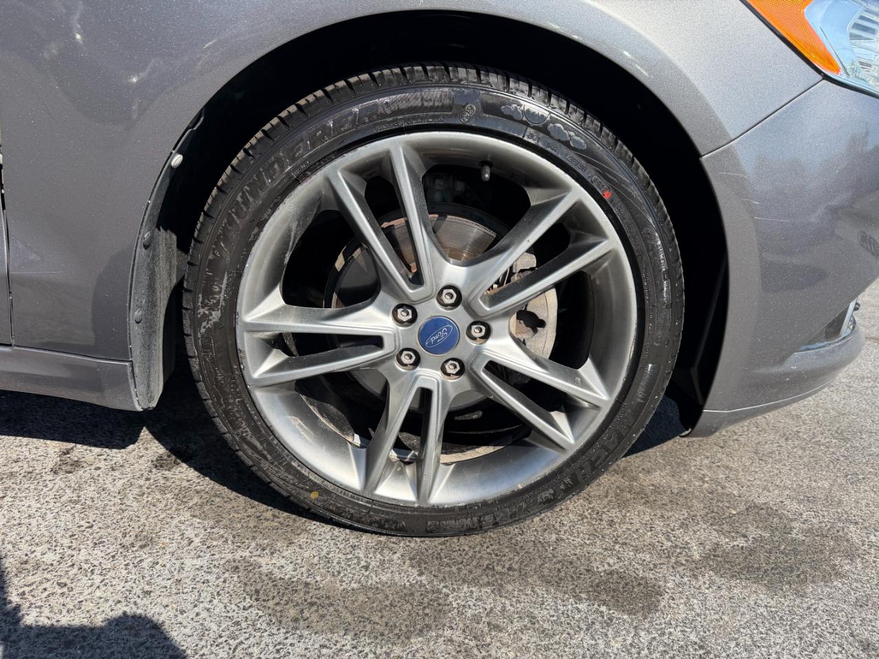 Ford Fusion Titanium AWD 2013