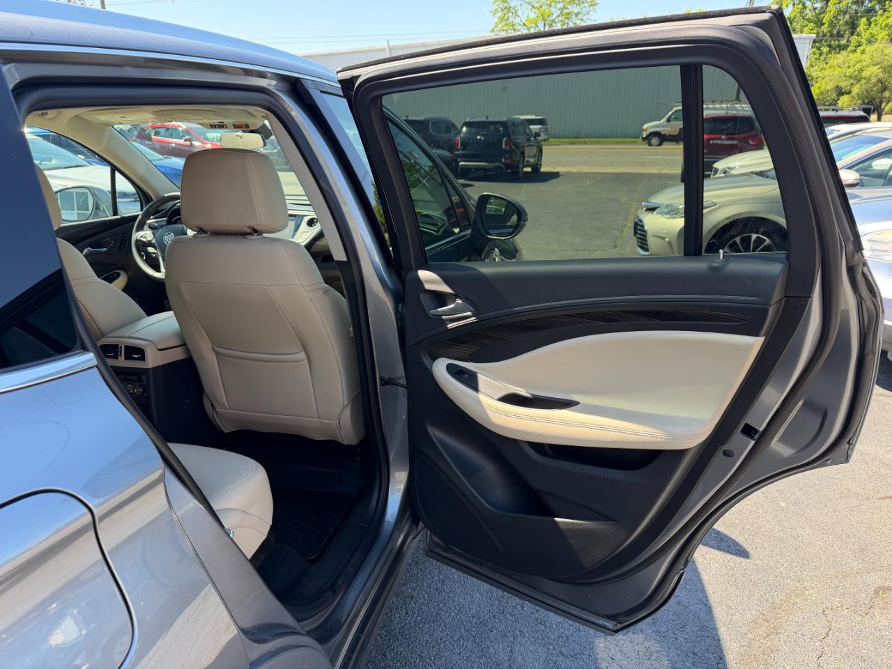 Buick Envision  2020