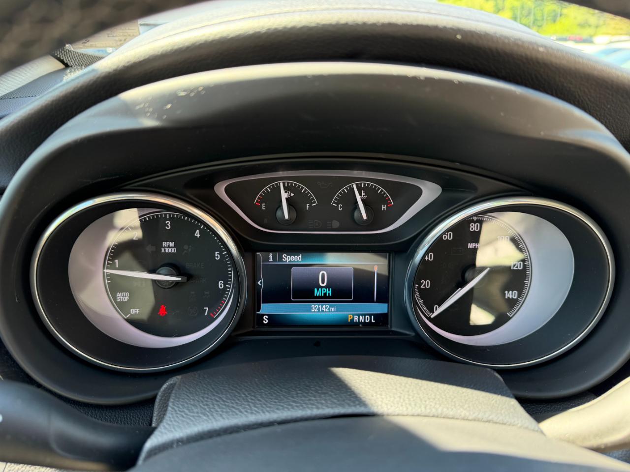 Buick Envision  2020