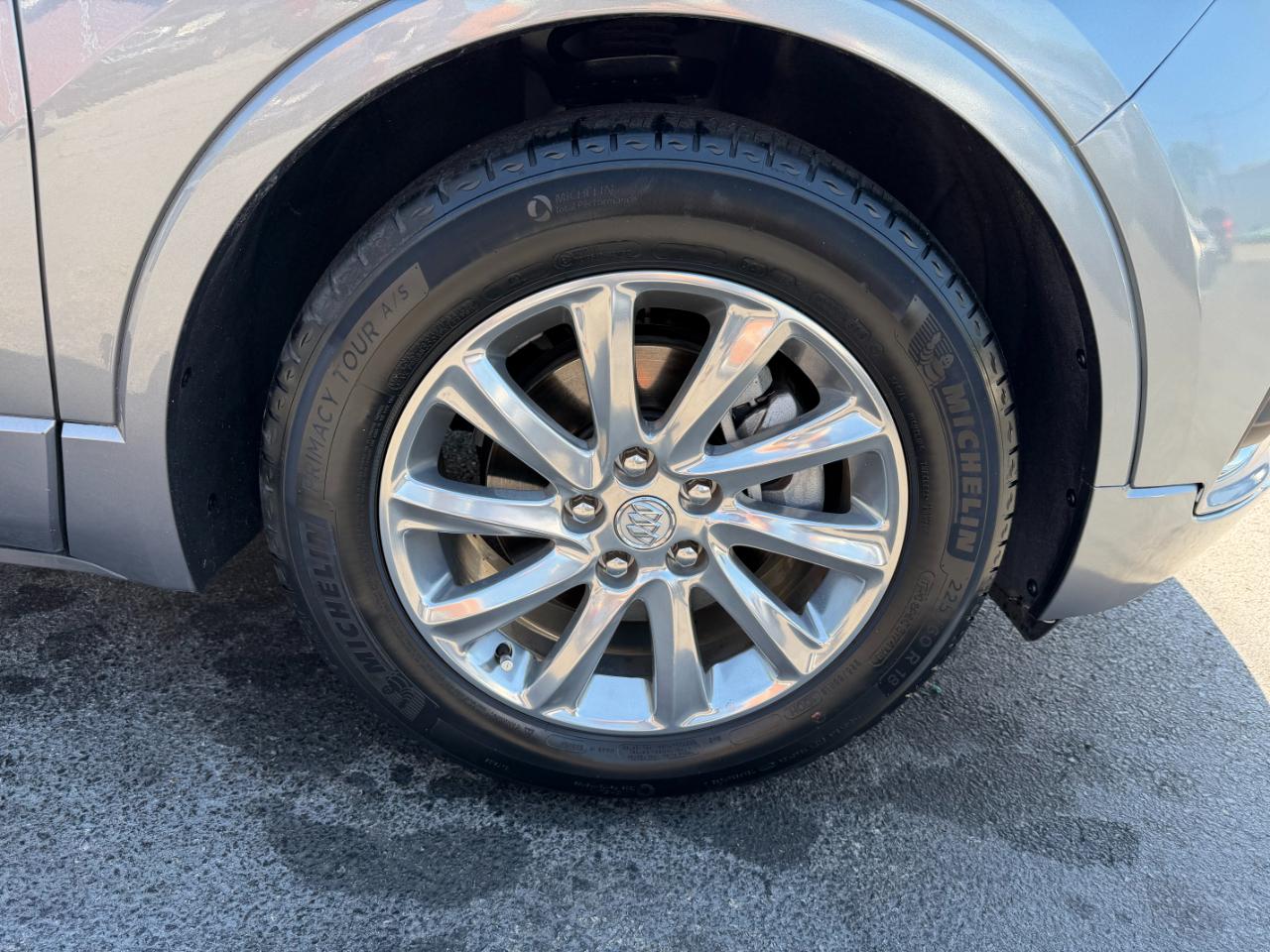 Buick Envision  2020