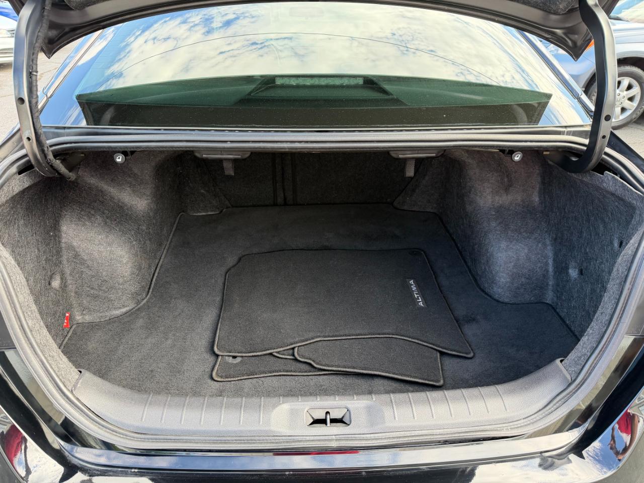Nissan Altima 2.5 S 2023
