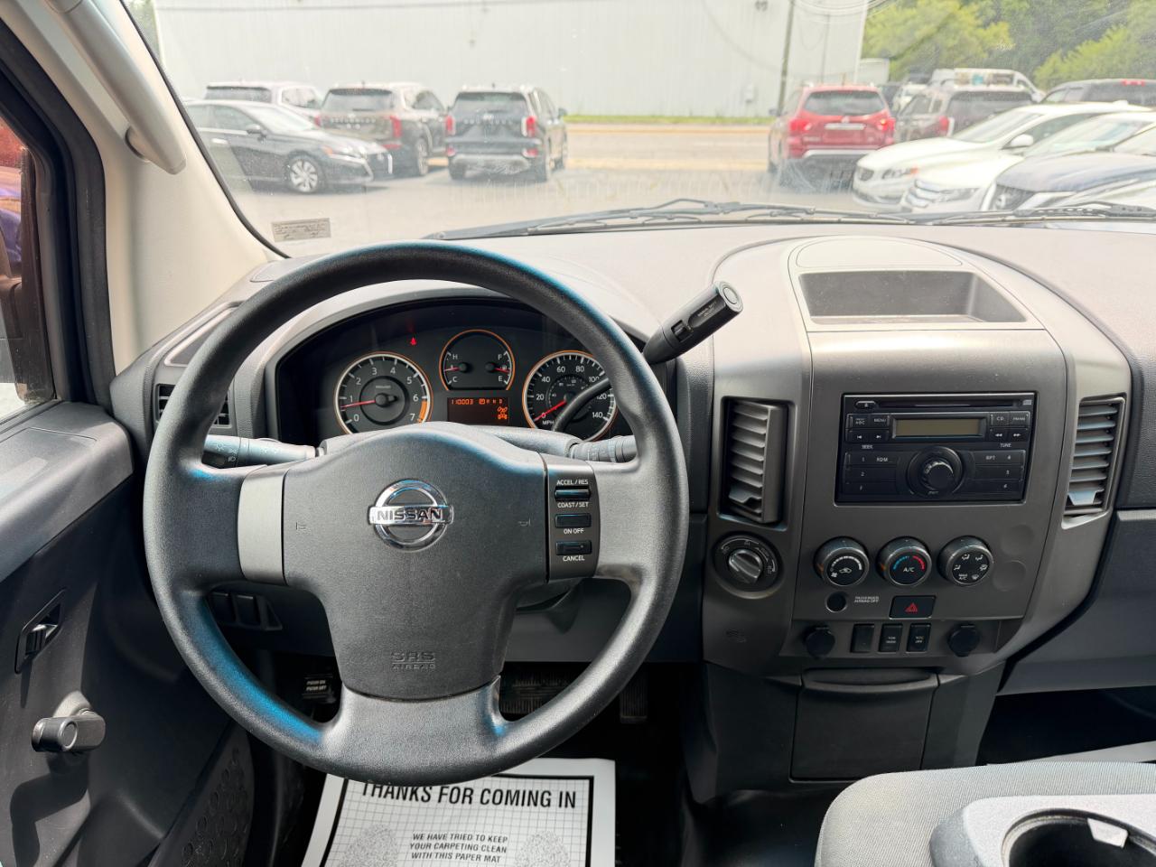 Nissan Titan SV King Cab 4WD 2010