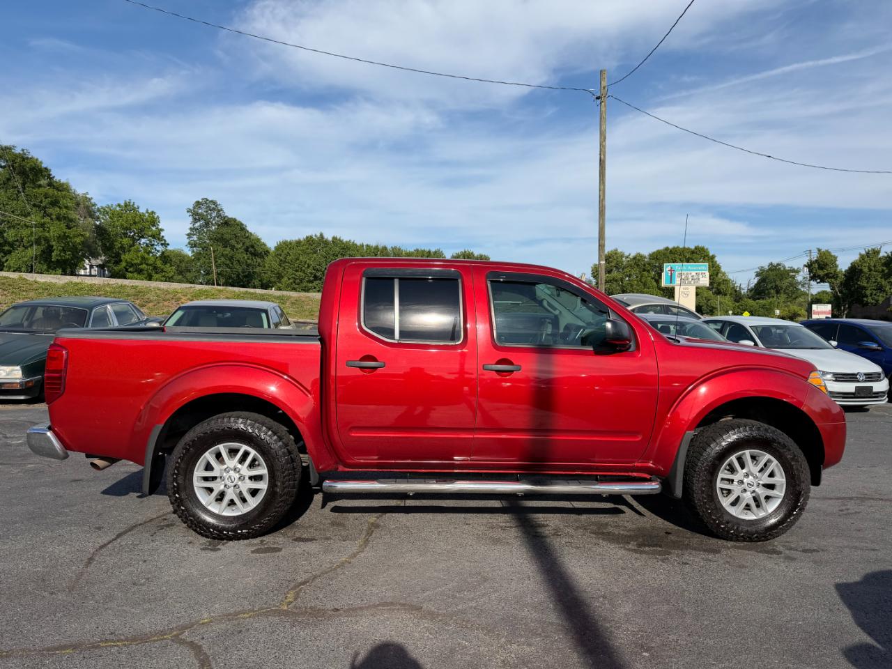 Nissan Frontier SV Crew Cab 4WD 2016