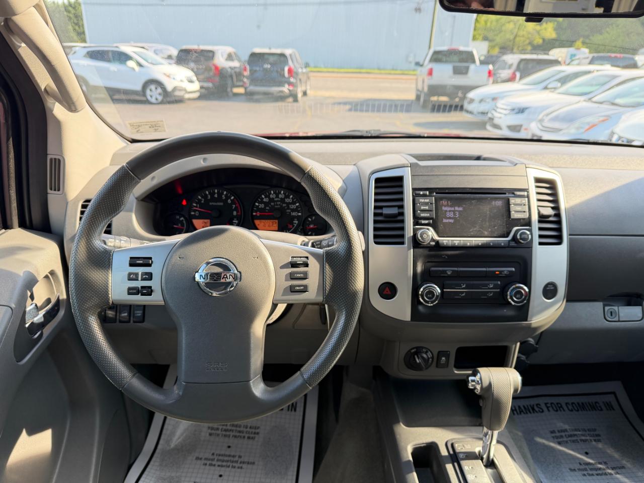 Nissan Frontier SV Crew Cab 4WD 2016