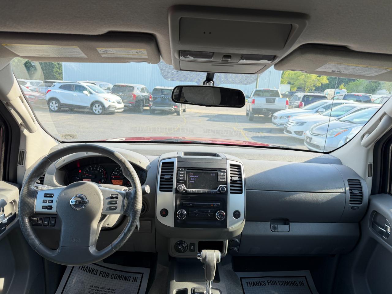 Nissan Frontier SV Crew Cab 4WD 2016