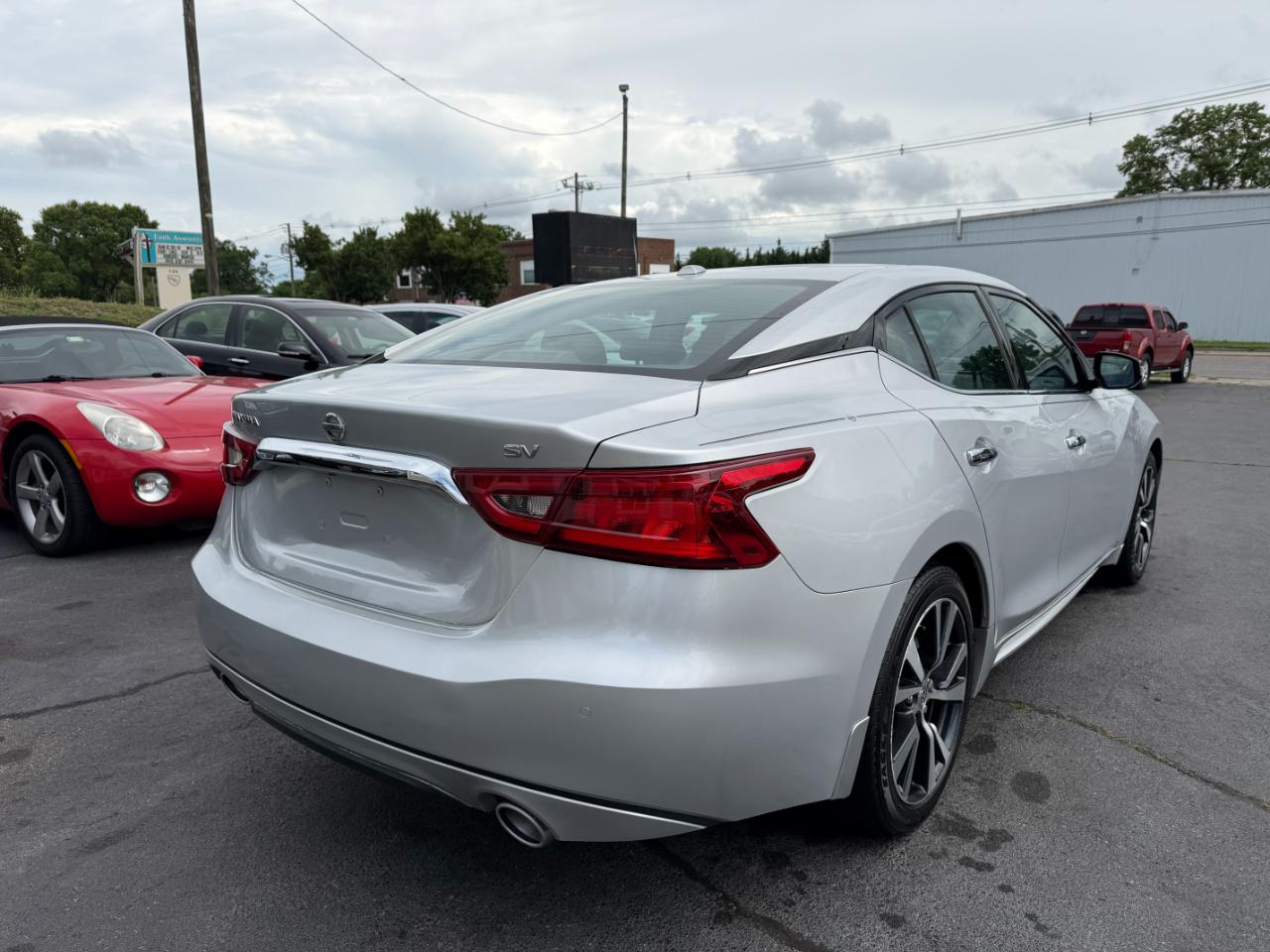 Nissan Maxima 3.5 SV 2017