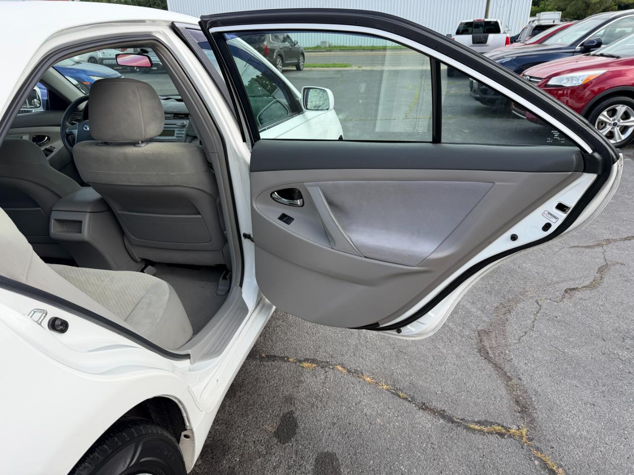 Toyota Camry LE 4D Sedan 2008