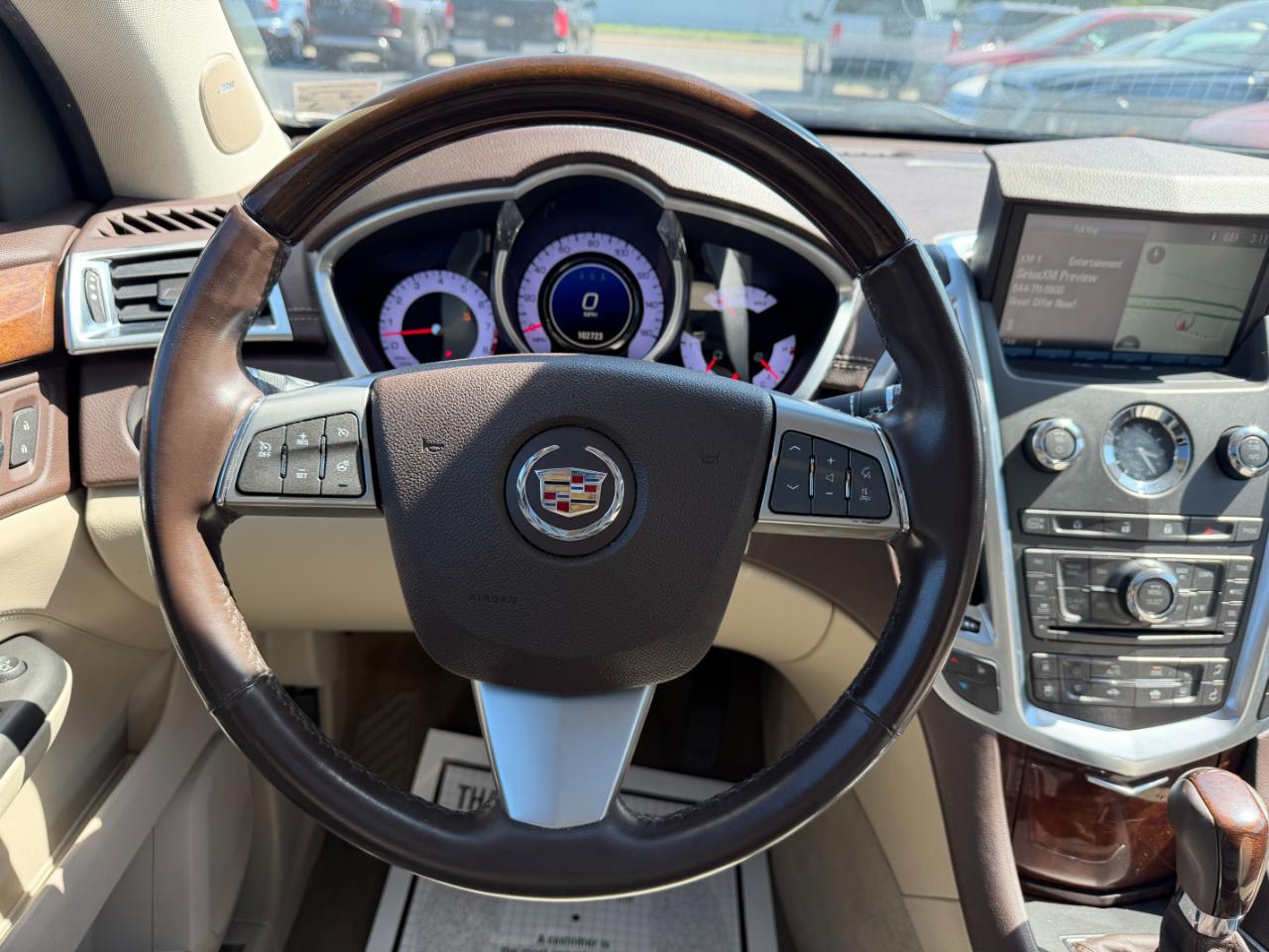 Cadillac SRX Luxury 2012