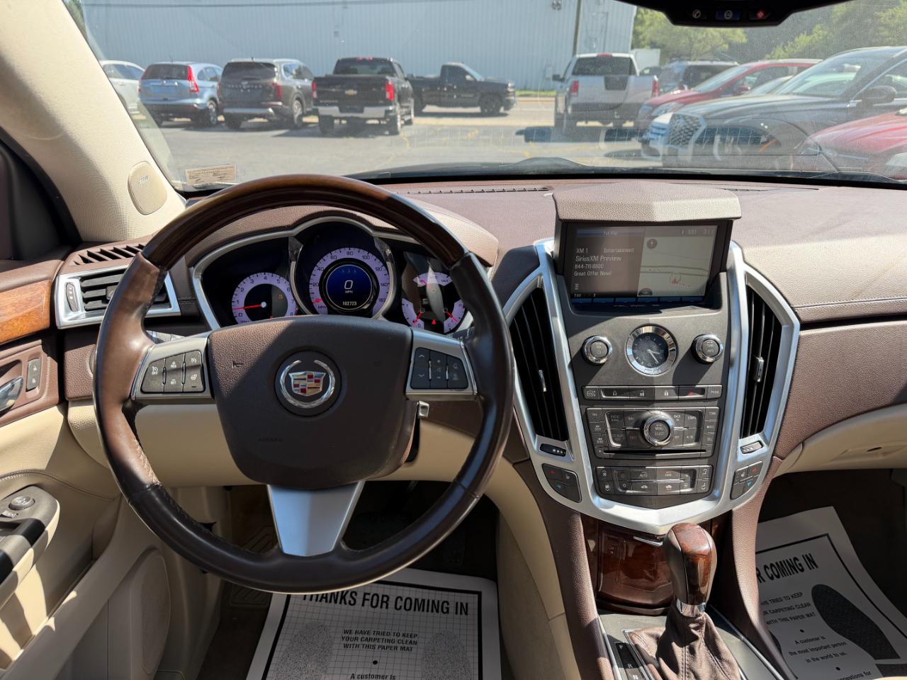 Cadillac SRX Luxury 2012