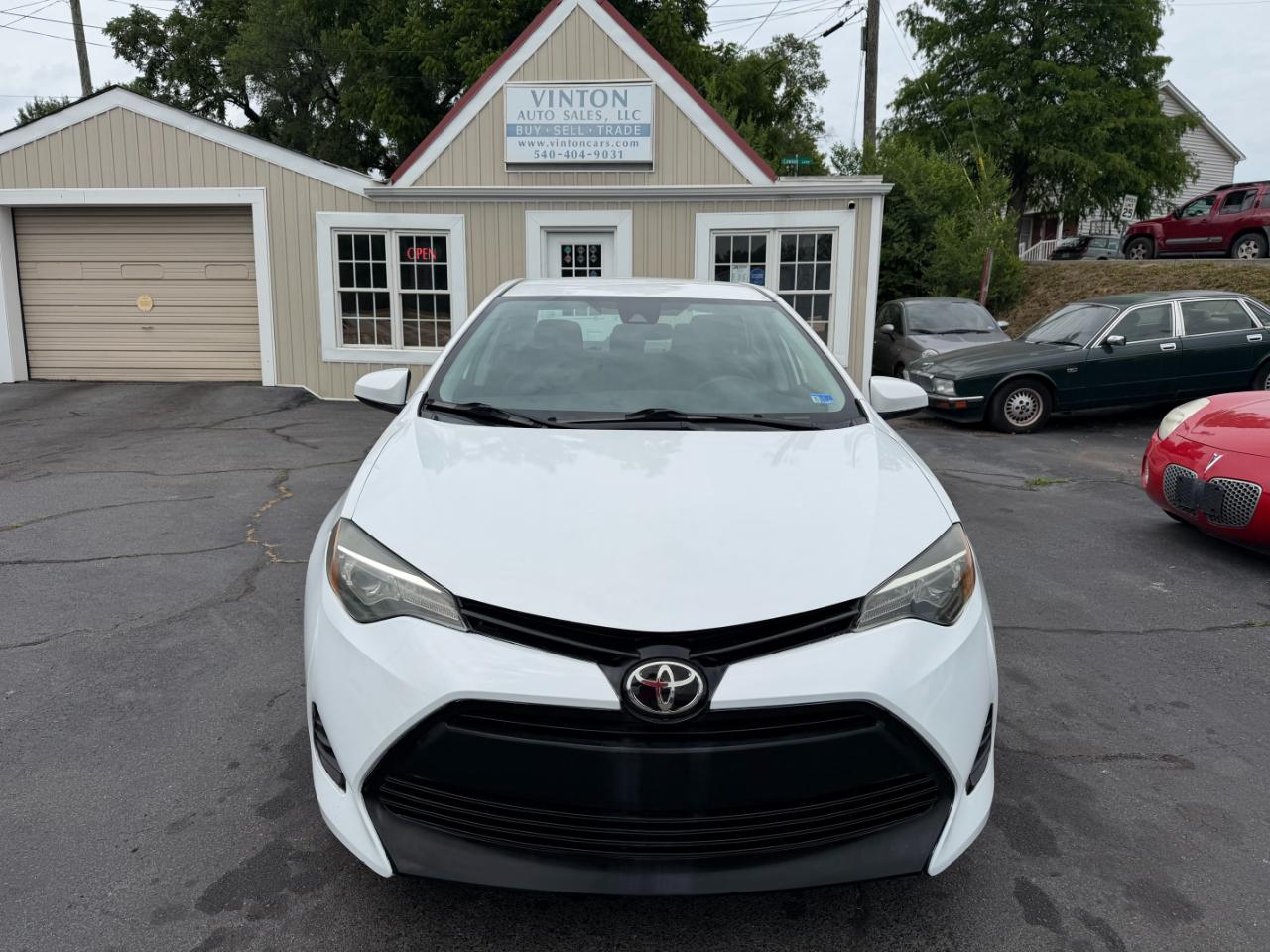 Toyota Corolla LE 4D Sedan 2018