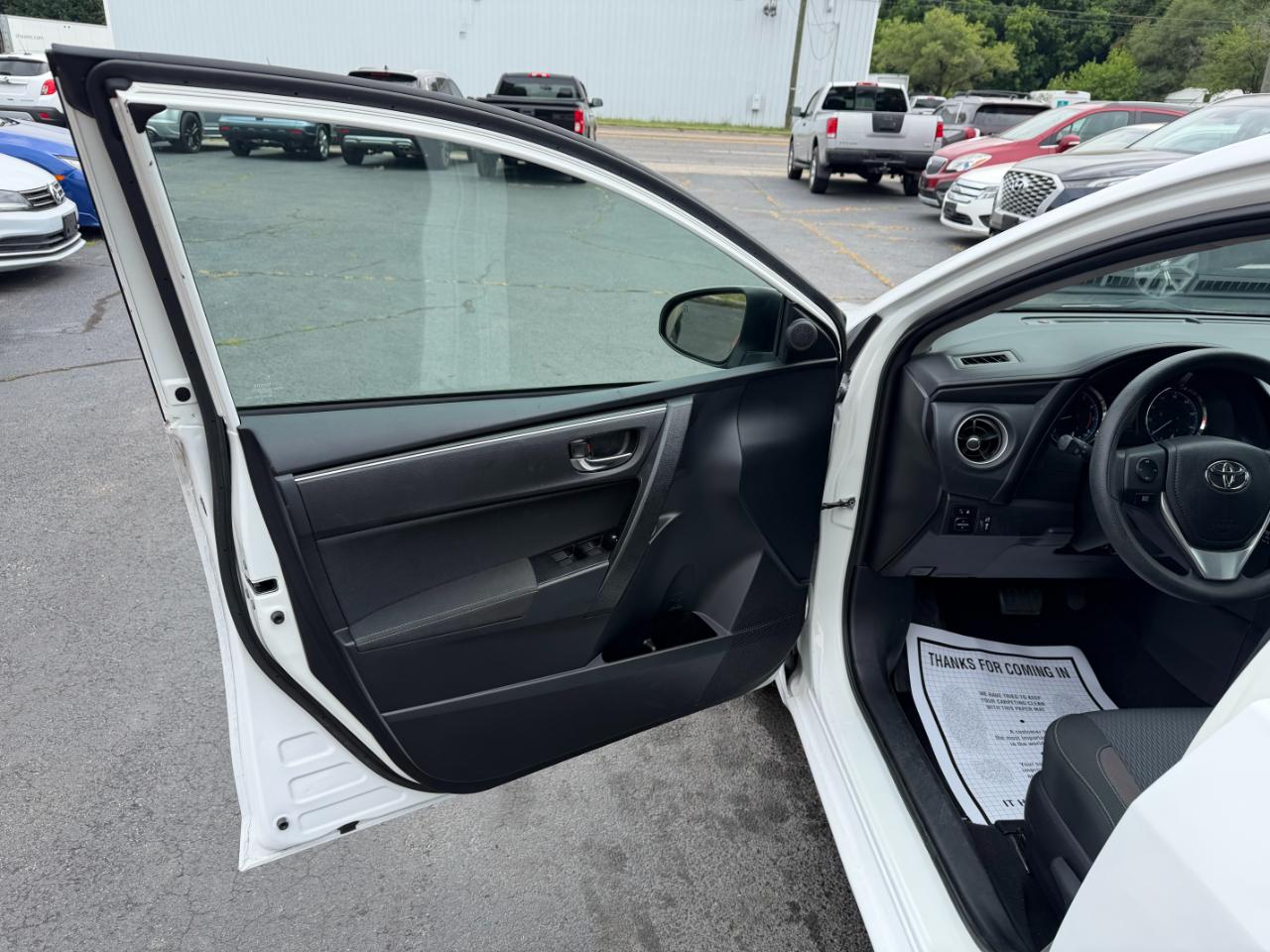 Toyota Corolla LE 4D Sedan 2018
