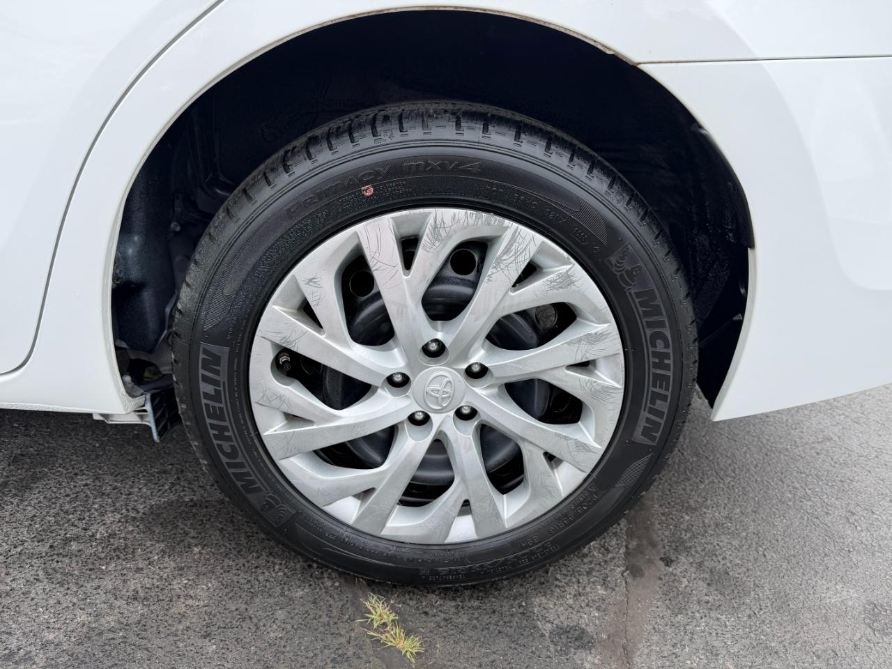 Toyota Corolla LE 4D Sedan 2018