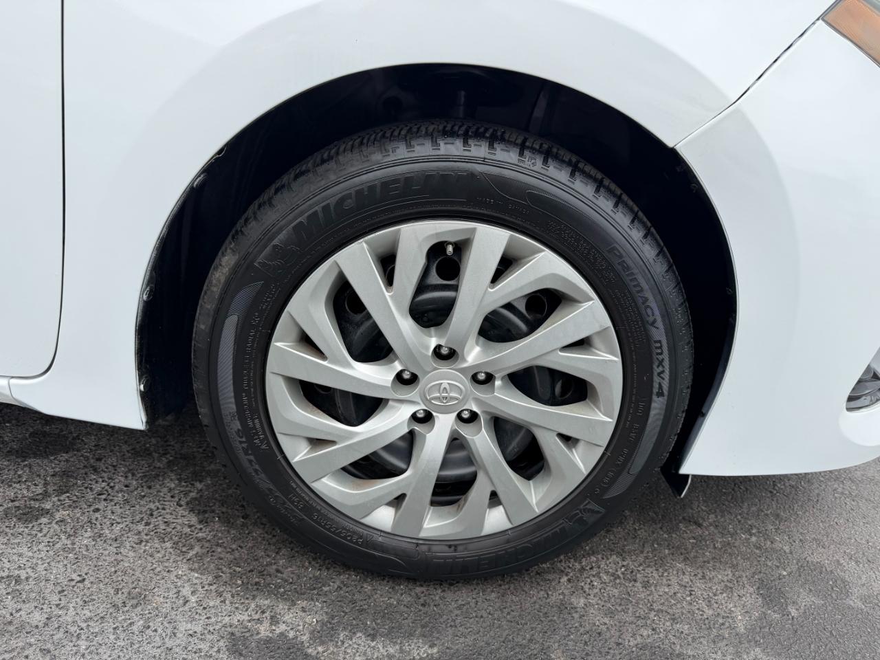 Toyota Corolla LE 4D Sedan 2018